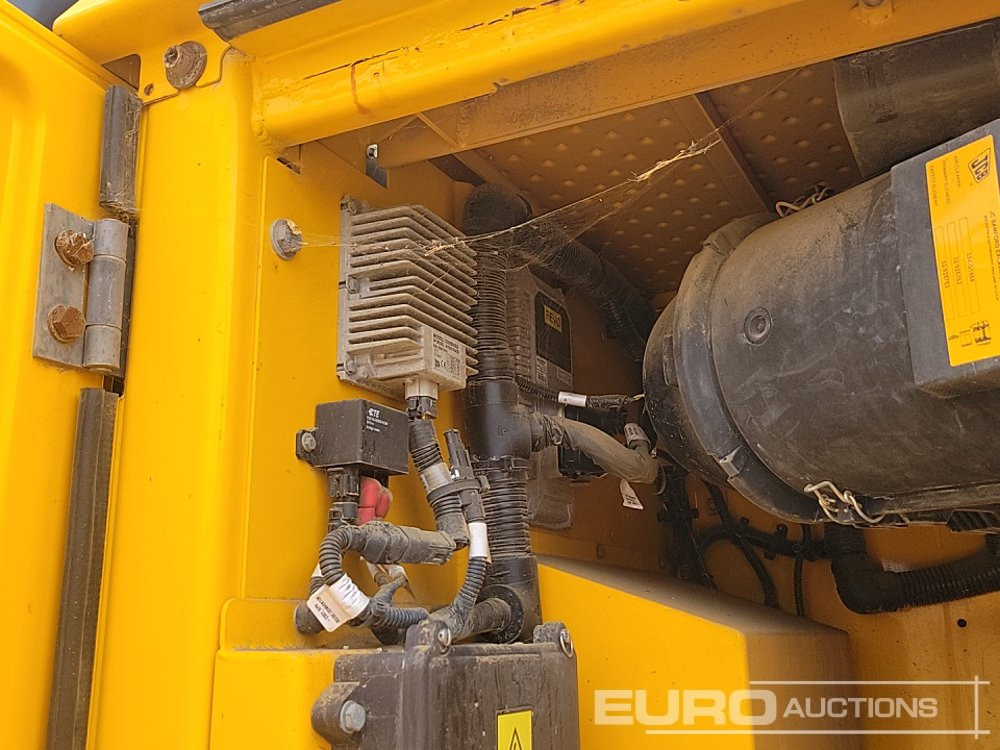 Bager goseničar 2019 JCB 220XL: slika 38
