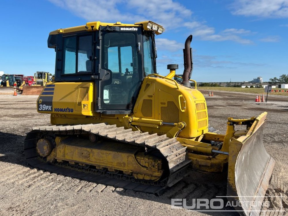 2019 Komatsu D39PX-24 - Buldožer: slika 4 2019 Komatsu D39PX-24 - Buldožer: slika 4