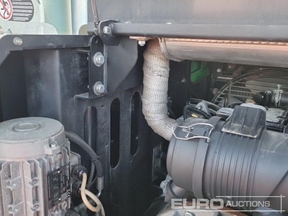 Razsvetljevalni stolp 2020 Generac V20: slika 32 Razsvetljevalni stolp 2020 Generac V20: slika 32