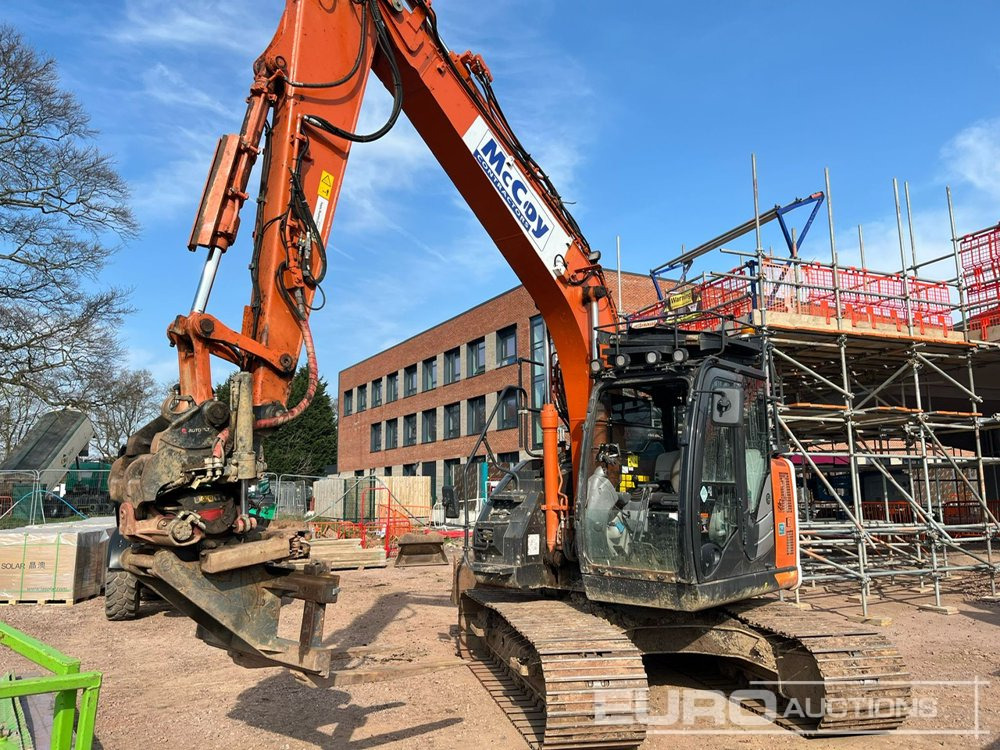 2020 Hitachi ZX135USBL-6 - Bager goseničar: slika 1 2020 Hitachi ZX135USBL-6 - Bager goseničar: slika 1