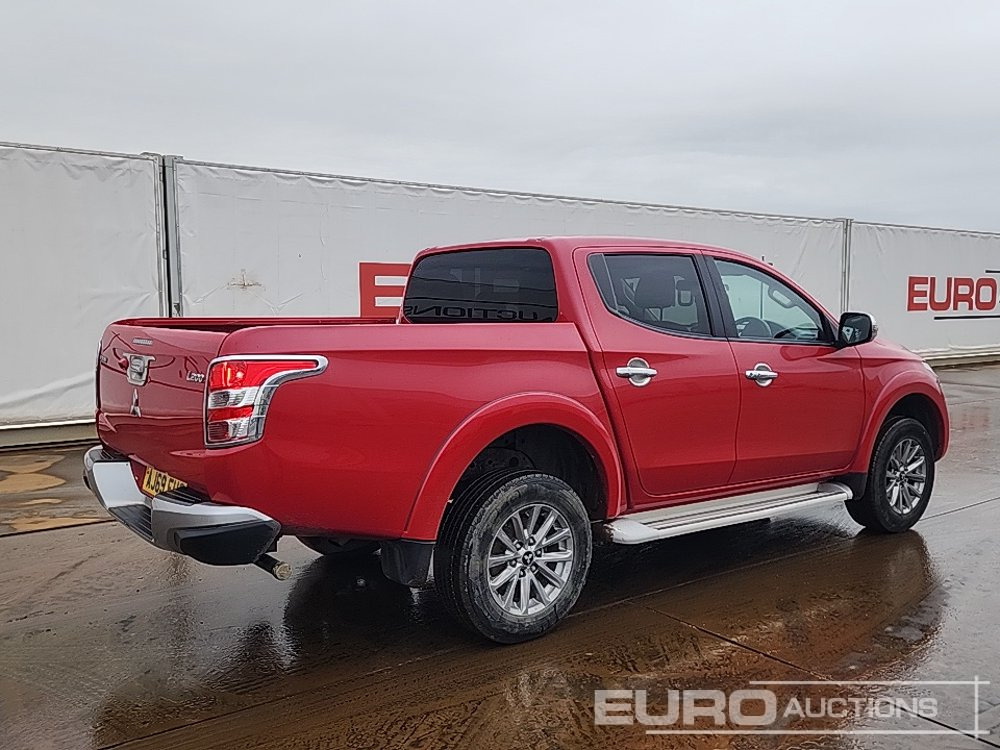 2020 Mitsubishi L200 Barbarian - Poltovornjak: slika 5 2020 Mitsubishi L200 Barbarian - Poltovornjak: slika 5