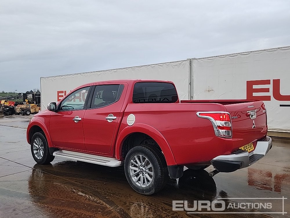2020 Mitsubishi L200 Barbarian - Poltovornjak: slika 3 2020 Mitsubishi L200 Barbarian - Poltovornjak: slika 3