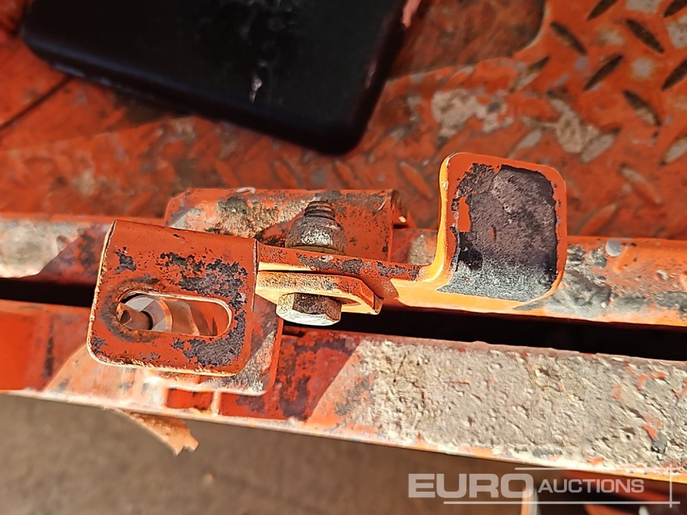 Dvižna ploščad 2020 Snorkel TM16E: slika 21