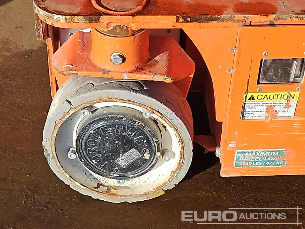 Dvižna ploščad 2020 Snorkel TM16E: slika 9