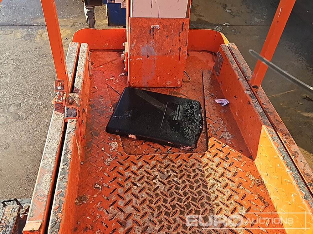 Dvižna ploščad 2020 Snorkel TM16E: slika 15