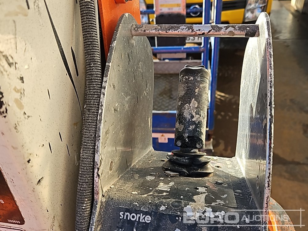 Dvižna ploščad 2020 Snorkel TM16E: slika 18