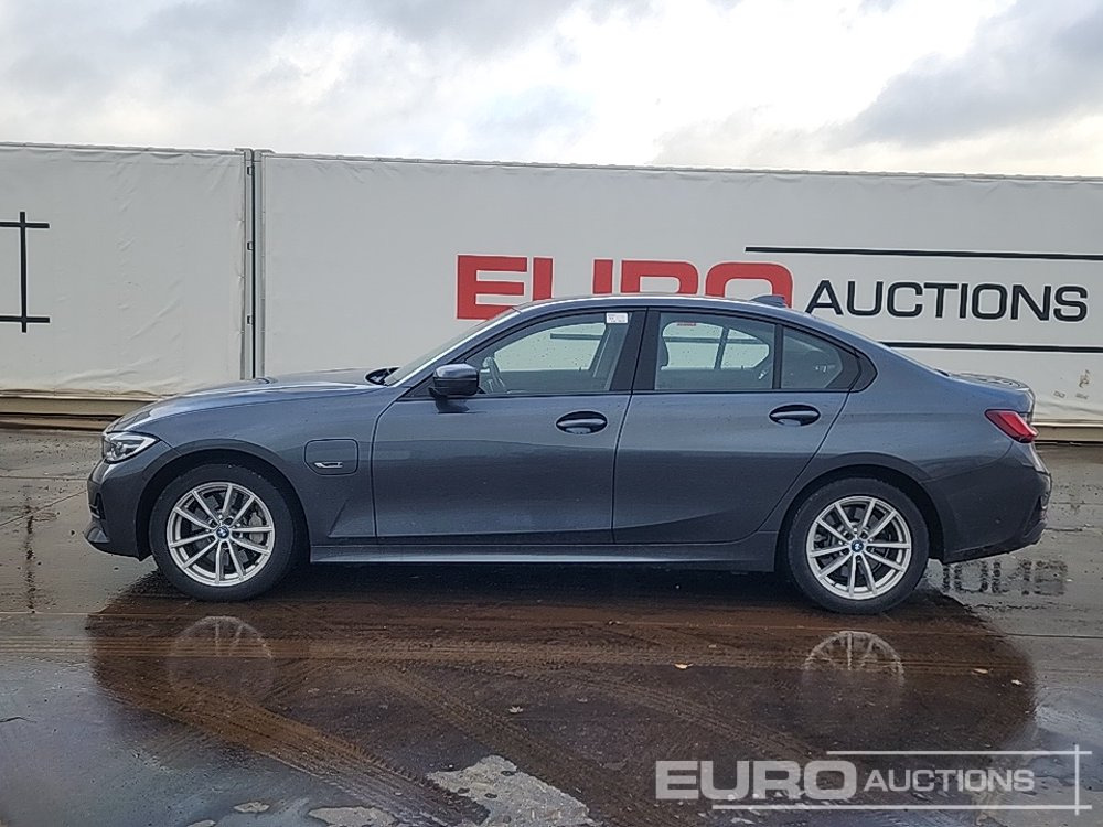 2021 BMW 330E SE PRO - Avtomobil: slika 2 2021 BMW 330E SE PRO - Avtomobil: slika 2