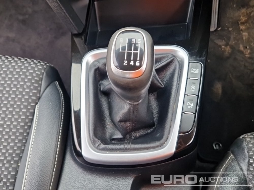 Avtomobil 2021 Kia Ceed: slika 25