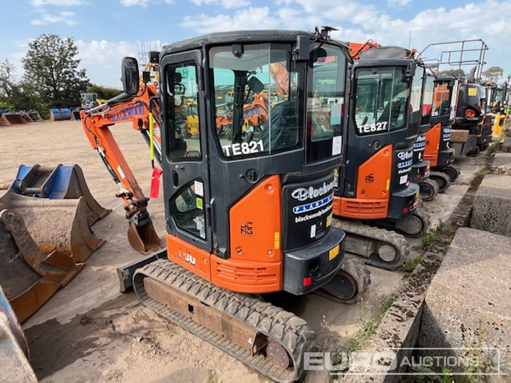 2022 Hitachi ZX26U-6 YLR - Mini bager: slika 2 2022 Hitachi ZX26U-6 YLR - Mini bager: slika 2