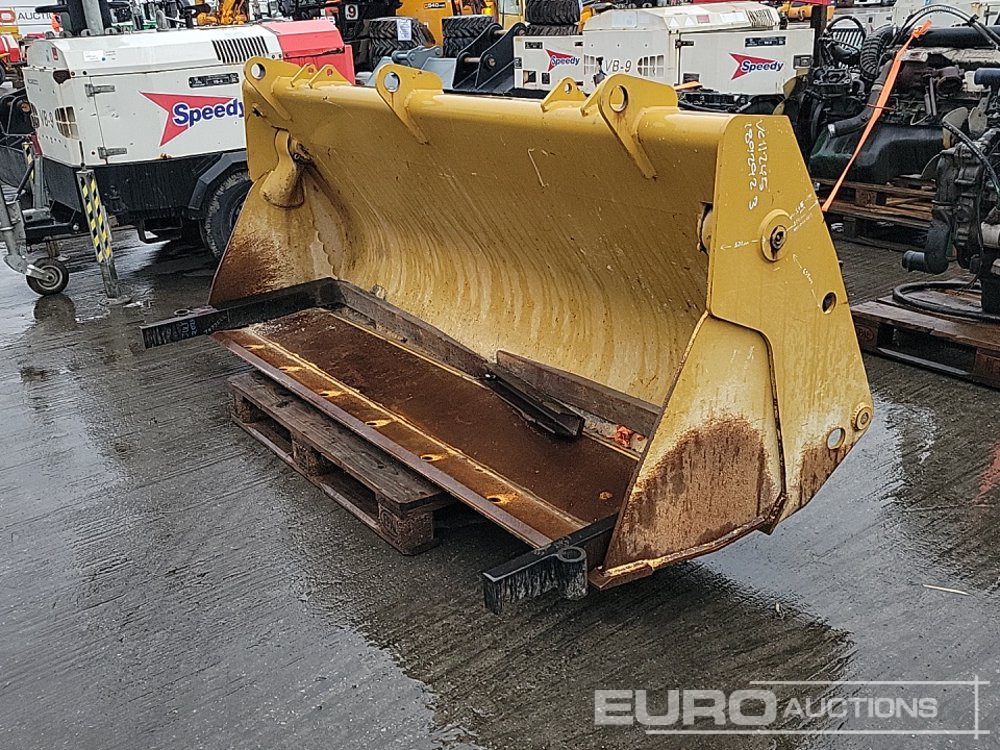 2023 CAT 4 in 1 Bucket - Žlica: slika 1 2023 CAT 4 in 1 Bucket - Žlica: slika 1