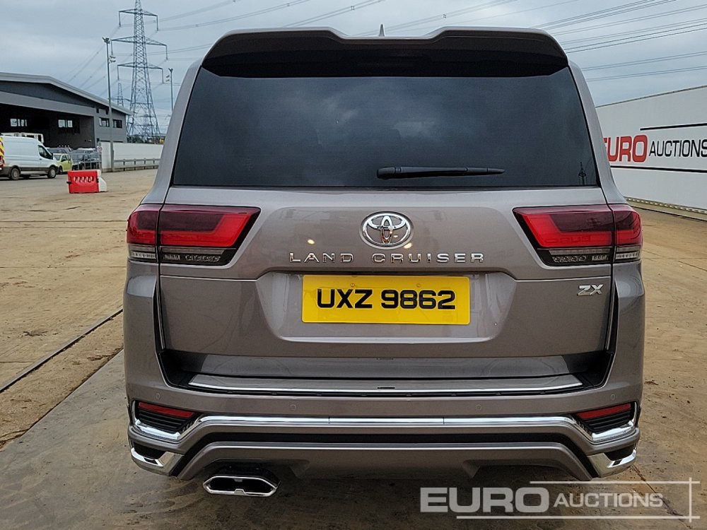 2023 Toyota Land Cruiser - SUV: slika 4 2023 Toyota Land Cruiser - SUV: slika 4