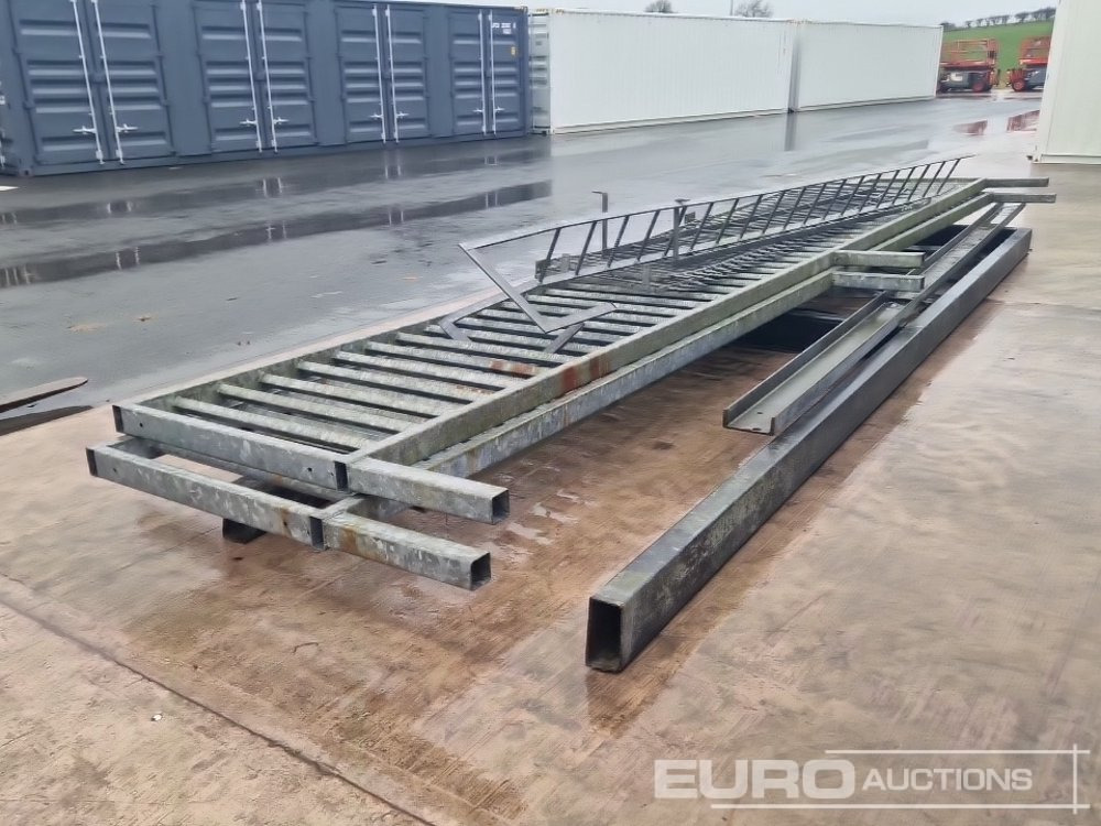 28' Steel Railings & Steel Frames - Orodje/ Oprema: slika 3 28' Steel Railings & Steel Frames - Orodje/ Oprema: slika 3