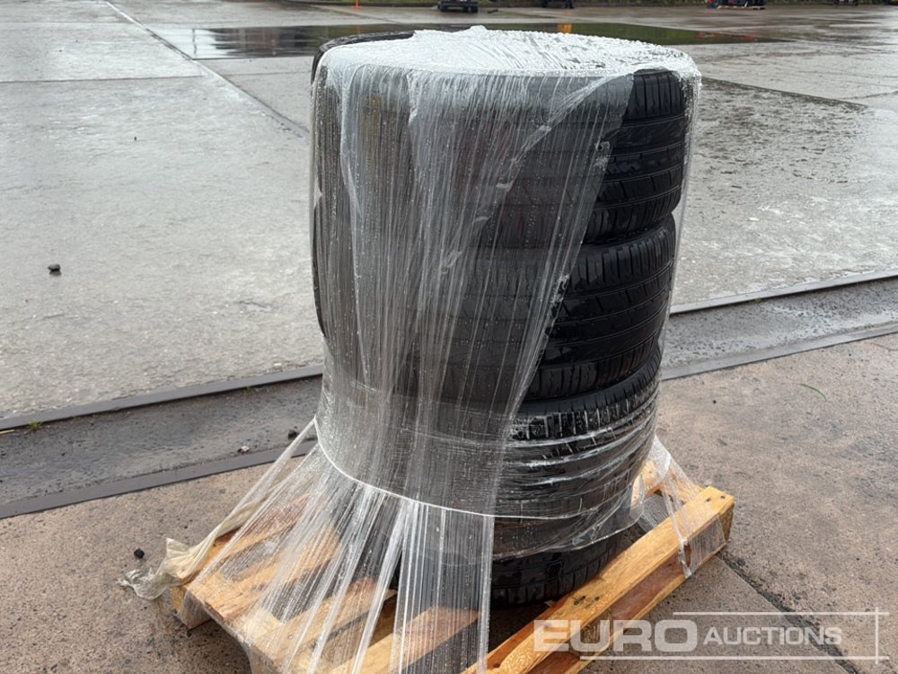 285/35ZR22 Tyres (4 of) - Guma: slika 3 285/35ZR22 Tyres (4 of) - Guma: slika 3