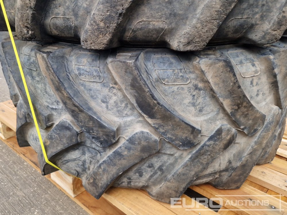 Alliance 405/70-20 Tyre (4 of) - Guma: slika 5 Alliance 405/70-20 Tyre (4 of) - Guma: slika 5