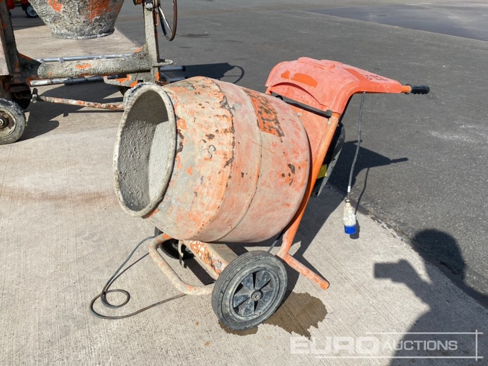 Altrad Minimmix 150 240 Volt Cement Mixer - Mešalec za beton: slika 1 Altrad Minimmix 150 240 Volt Cement Mixer - Mešalec za beton: slika 1