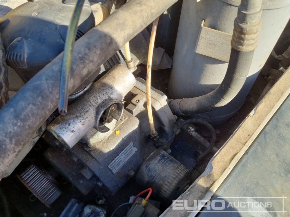 Zračni kompresor Comp Air Compressor (Engine Missing), Atlas Copco Single Axle Compressor (Engine Missing), Comp Air Single Axle Compressor (Engine Missing): slika 27 Zračni kompresor Comp Air Compressor (Engine Missing), Atlas Copco Single Axle Compressor (Engine Missing), Comp Air Single Axle Compressor (Engine Missing): slika 27