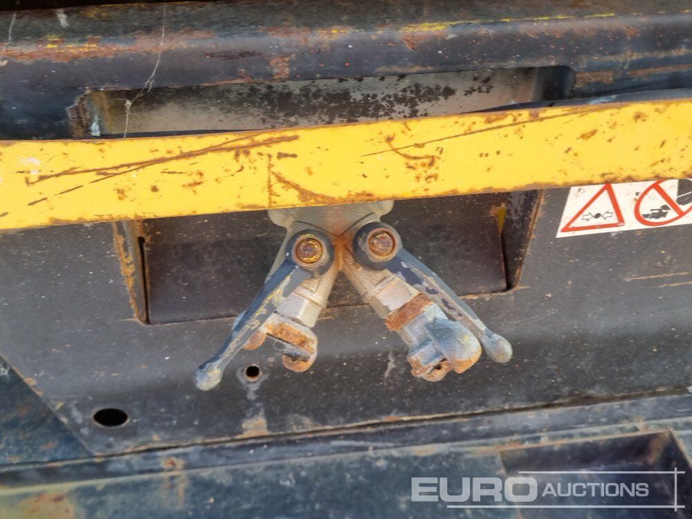 Zračni kompresor Comp Air Compressor (Engine Missing), Atlas Copco Single Axle Compressor (Engine Missing), Comp Air Single Axle Compressor (Engine Missing): slika 17 Zračni kompresor Comp Air Compressor (Engine Missing), Atlas Copco Single Axle Compressor (Engine Missing), Comp Air Single Axle Compressor (Engine Missing): slika 17
