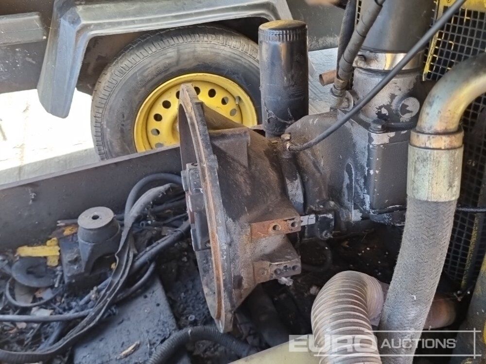 Zračni kompresor Comp Air Compressor (Engine Missing), Atlas Copco Single Axle Compressor (Engine Missing), Comp Air Single Axle Compressor (Engine Missing): slika 21 Zračni kompresor Comp Air Compressor (Engine Missing), Atlas Copco Single Axle Compressor (Engine Missing), Comp Air Single Axle Compressor (Engine Missing): slika 21