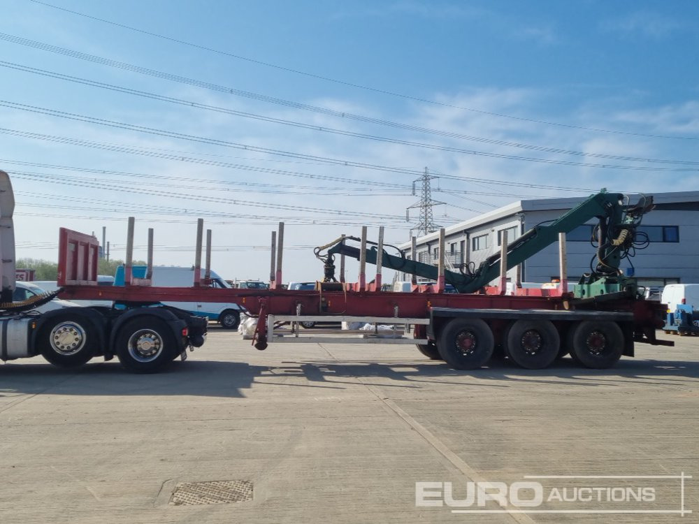 Crane Freuhauf Tri Axle Timber Trailer, Rear Mounted Crane - Polprikolica za prevoz lesa: slika 2 Crane Freuhauf Tri Axle Timber Trailer, Rear Mounted Crane - Polprikolica za prevoz lesa: slika 2