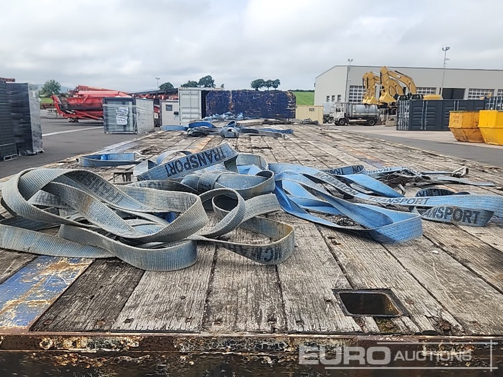 Polprikolica s kesonom Dennison 40' Tri Axle Flat Trailer, Goal Post Sockets: slika 15