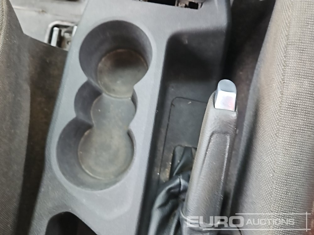 Dostavno vozilo 2017 Ford Transit Connect: slika 27