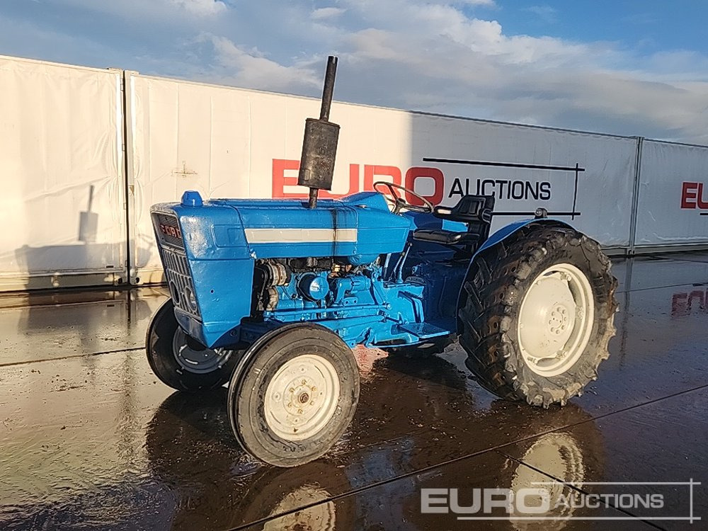 Ford 2WD Tractor - Traktor: slika 1 Ford 2WD Tractor - Traktor: slika 1