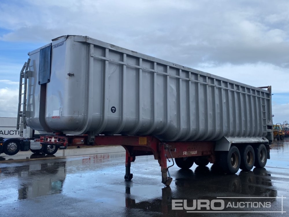 Fruehauf Tri Axle Bulk Tipping Trailer - Kiper polprikolica: slika 1 Fruehauf Tri Axle Bulk Tipping Trailer - Kiper polprikolica: slika 1