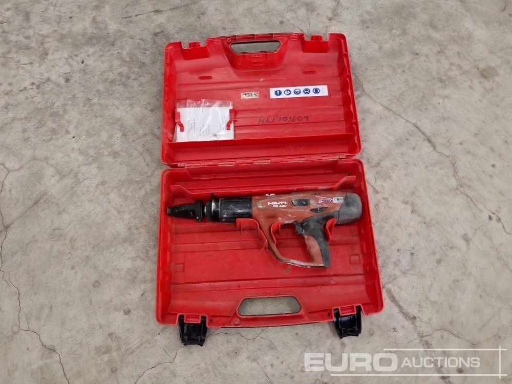 Hilti DX460 Nail Gun (Body & Case Only) - Gradbena oprema: slika 2 Hilti DX460 Nail Gun (Body & Case Only) - Gradbena oprema: slika 2