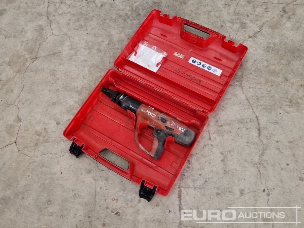 Hilti DX460 Nail Gun (Body & Case Only) - Gradbena oprema: slika 3 Hilti DX460 Nail Gun (Body & Case Only) - Gradbena oprema: slika 3