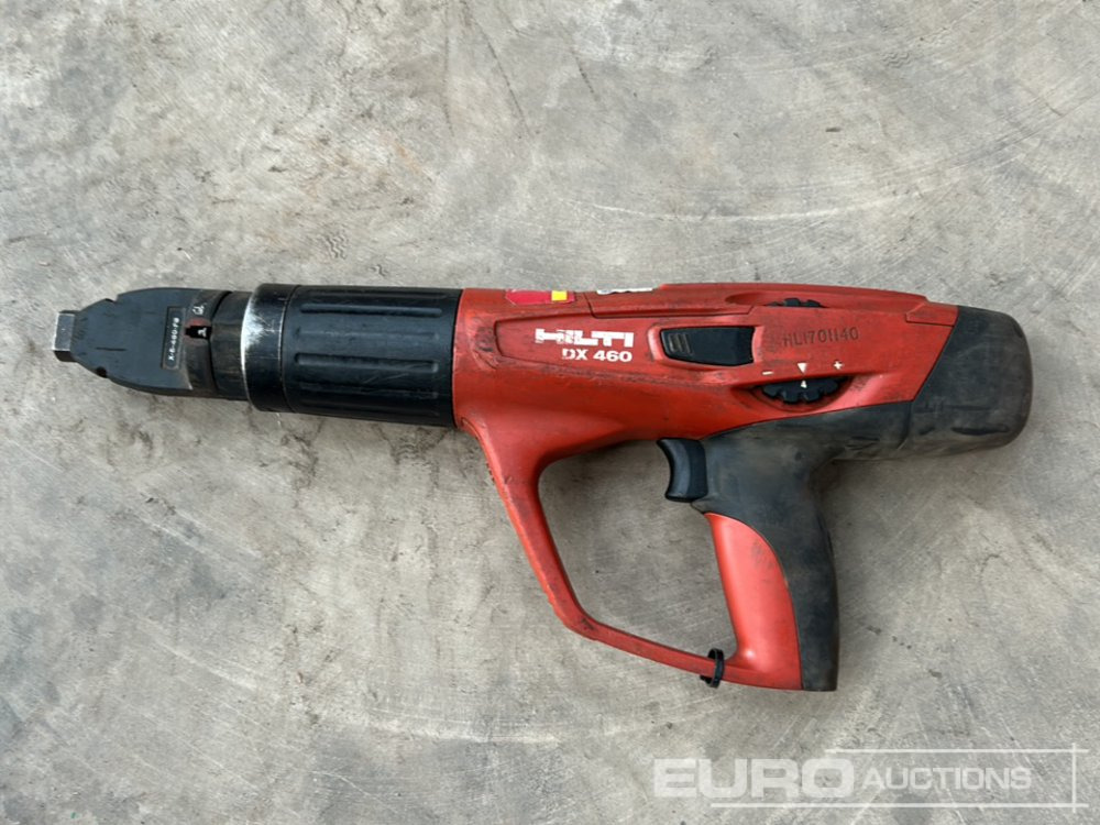 Hilti DX460 Nail Gun (Body & Case Only) - Gradbena oprema: slika 5 Hilti DX460 Nail Gun (Body & Case Only) - Gradbena oprema: slika 5