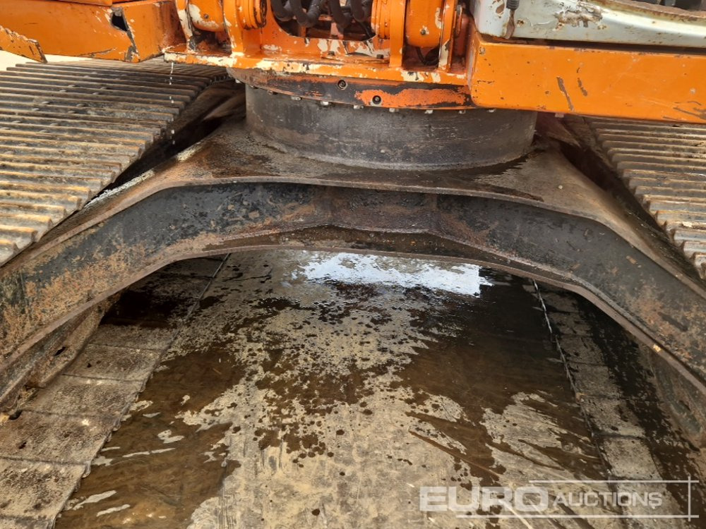 Bager goseničar Hitachi EX135: slika 23