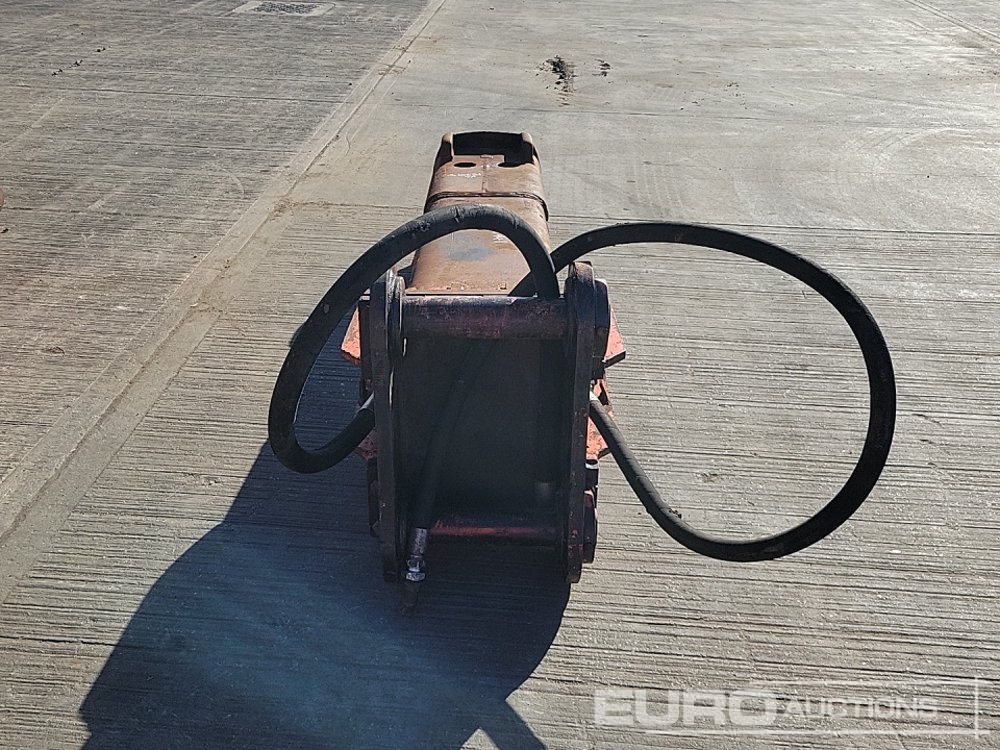 Hydraulic Breaker 80mm Pin to suit 20 Ton Excavator - Hidravlično kladivo: slika 4 Hydraulic Breaker 80mm Pin to suit 20 Ton Excavator - Hidravlično kladivo: slika 4