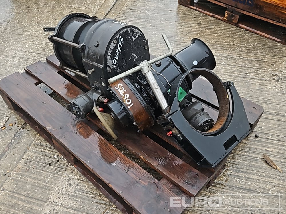 Hydraulic Winch (2 of) - Vitel: slika 1 Hydraulic Winch (2 of) - Vitel: slika 1