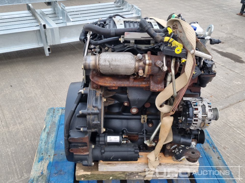 JCB 4 Cylinder Engine - Motor: slika 2 JCB 4 Cylinder Engine - Motor: slika 2