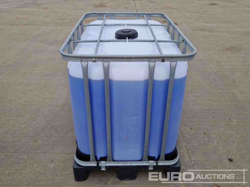 600 Litre IBC of Traffic Film Remover - Kmetijski stroj: slika 2 600 Litre IBC of Traffic Film Remover - Kmetijski stroj: slika 2