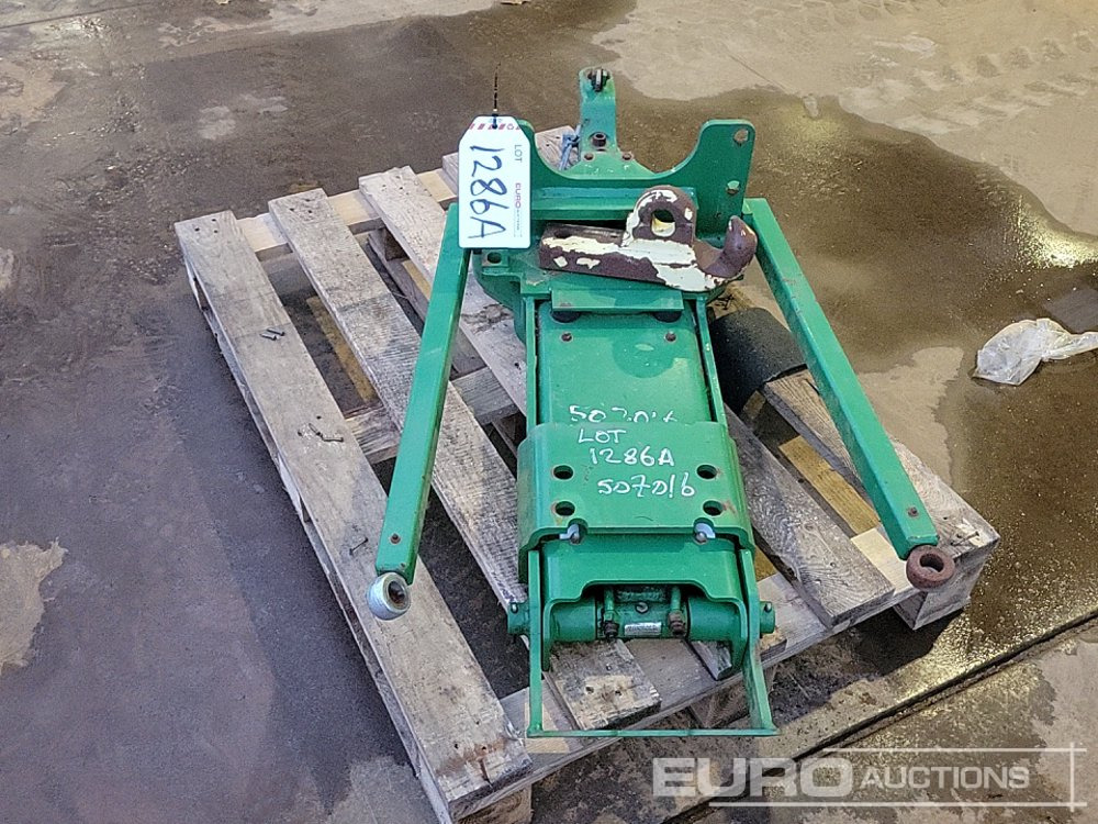 John Deere Pick Up Hitch to suit Tractor - Kmetijski stroj: slika 4 John Deere Pick Up Hitch to suit Tractor - Kmetijski stroj: slika 4