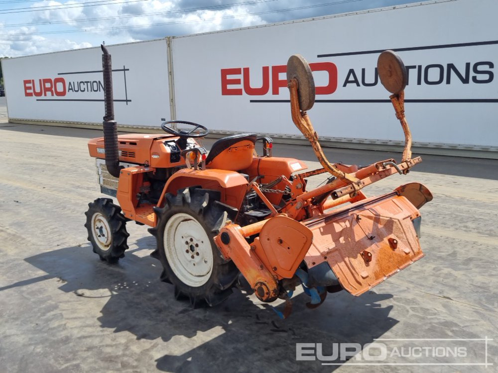 Kubota B1500 - Mini traktor: slika 3 Kubota B1500 - Mini traktor: slika 3