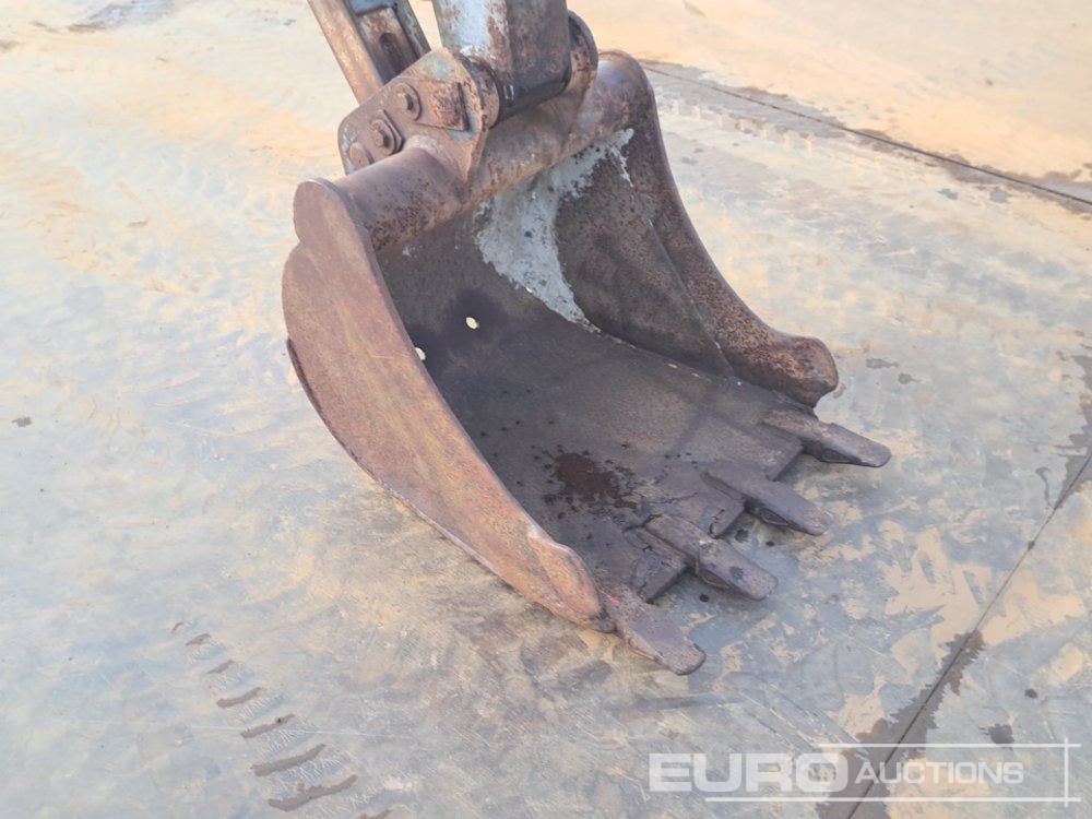 Mini bager Kubota KX-045: slika 15