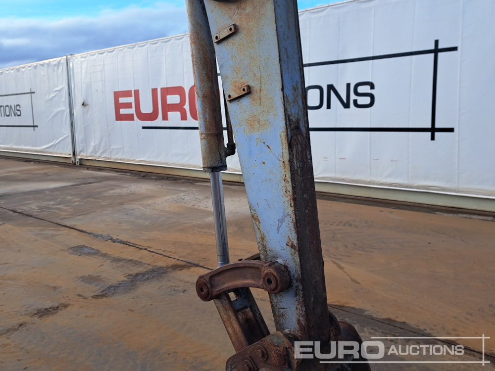 Mini bager Kubota KX-045: slika 16