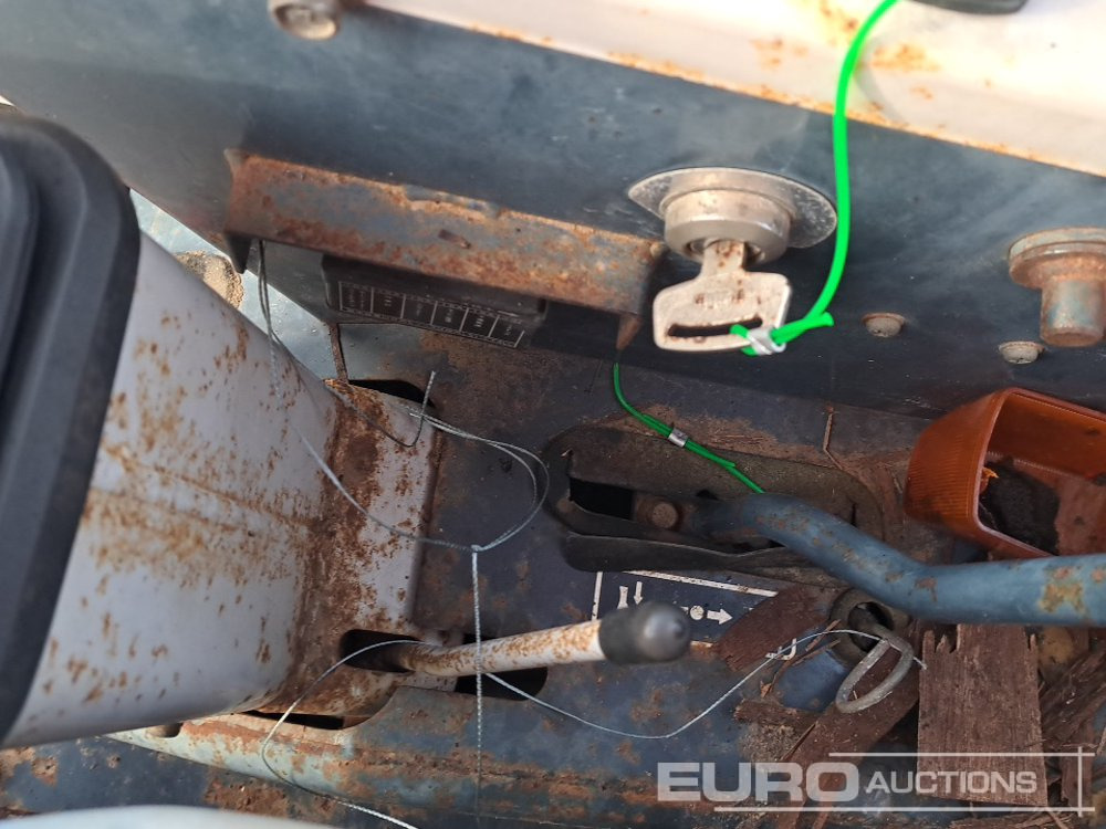 Mini bager Kubota KX-045: slika 35