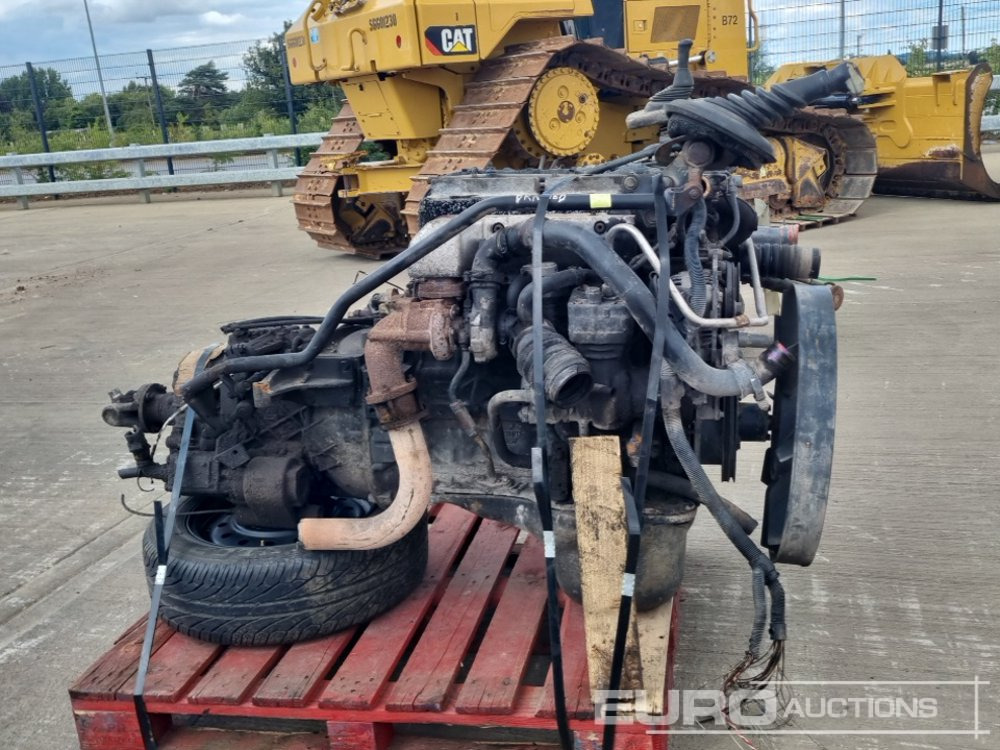 MAN 4 Cylinder Engine, Gearbox - Motor: slika 2 MAN 4 Cylinder Engine, Gearbox - Motor: slika 2