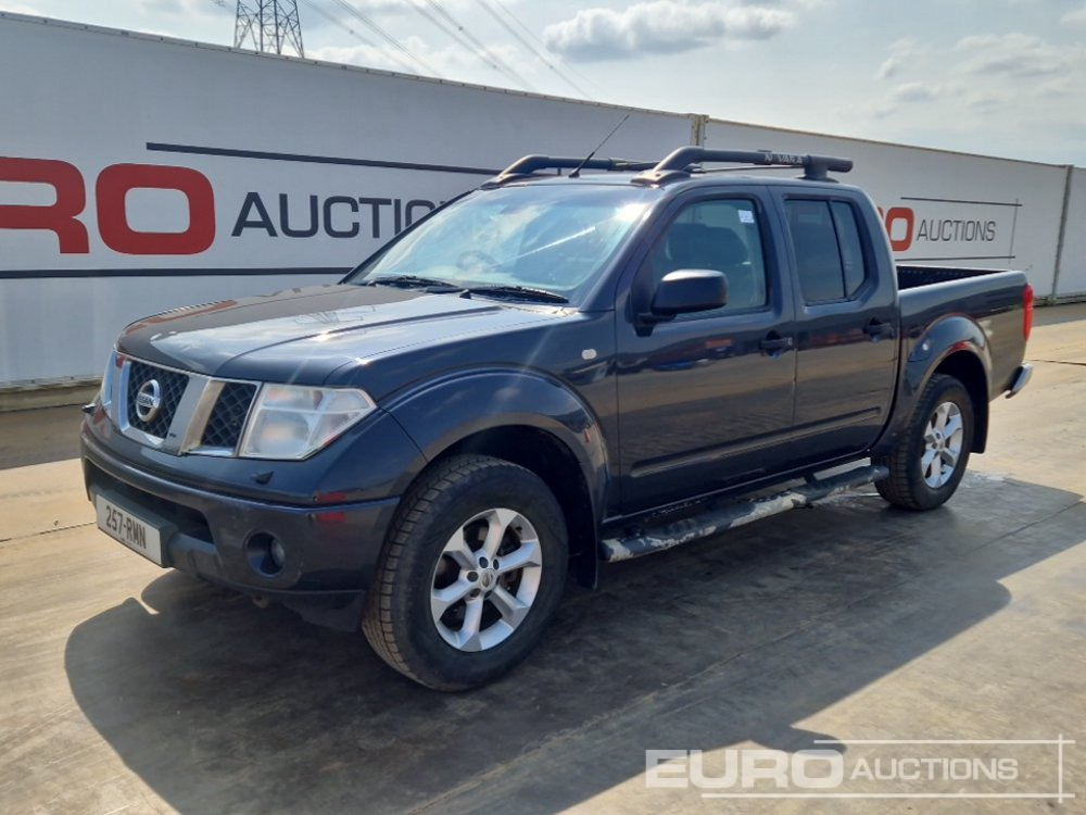 Nissan Navara Aventura - Poltovornjak: slika 1 Nissan Navara Aventura - Poltovornjak: slika 1