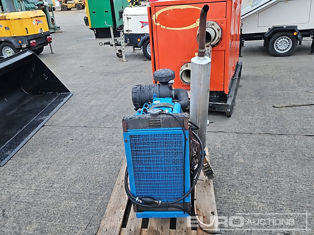 Perkins 4 Cylinder Engine - Motor: slika 4 Perkins 4 Cylinder Engine - Motor: slika 4