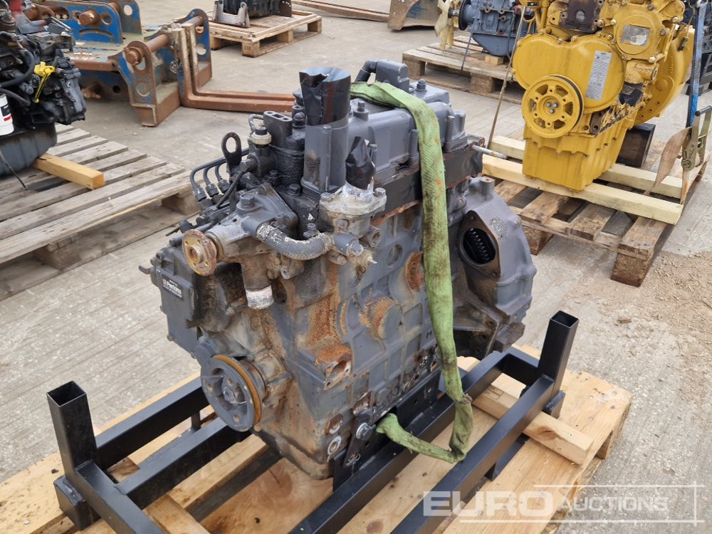Perkins 4 Cylinder Engine - Motor: slika 1 Perkins 4 Cylinder Engine - Motor: slika 1