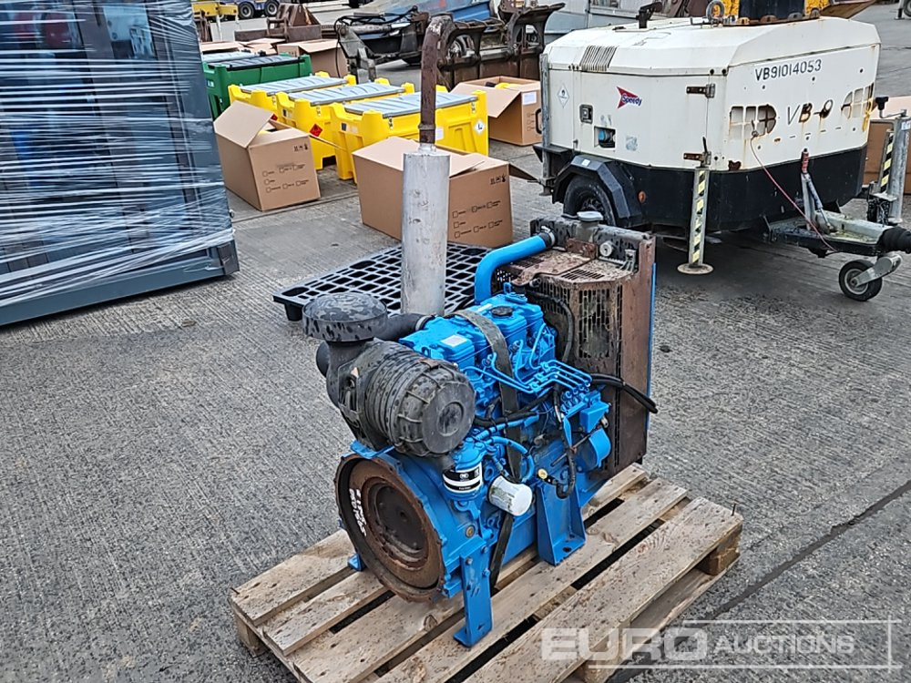 Perkins 4 Cylinder Engine - Motor: slika 1 Perkins 4 Cylinder Engine - Motor: slika 1