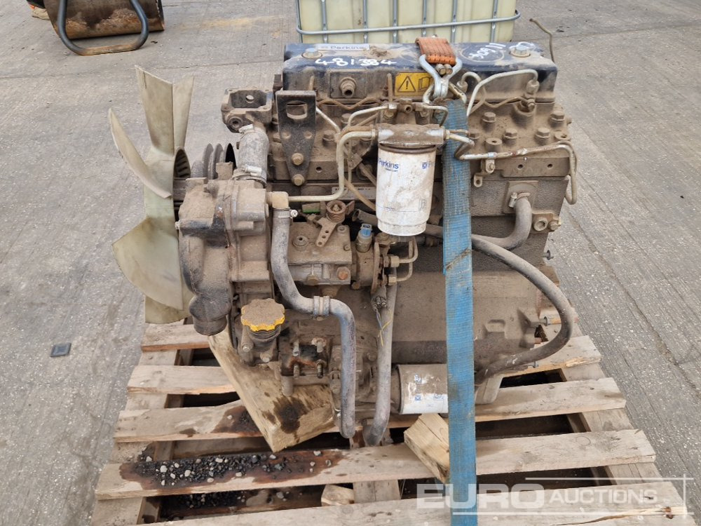 Perkins 4 Cylinder Engine - Motor: slika 2 Perkins 4 Cylinder Engine - Motor: slika 2