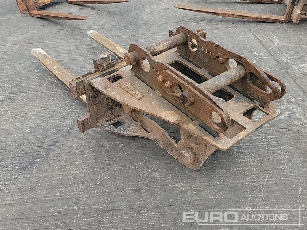 2015 Dromone Pallet Forks 65mm Pin to suit 13 Ton Excavator - Priključek za Bager: slika 3 2015 Dromone Pallet Forks 65mm Pin to suit 13 Ton Excavator - Priključek za Bager: slika 3