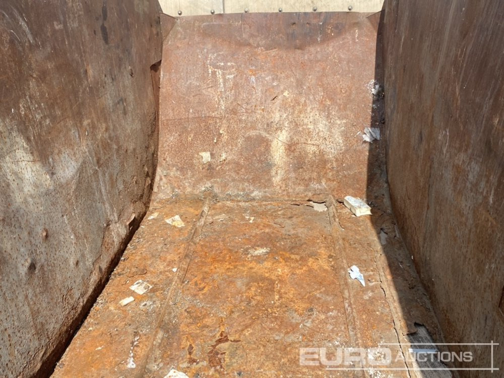 Steel Skip (1 of) - Samonakladalni kontejner: slika 4 Steel Skip (1 of) - Samonakladalni kontejner: slika 4
