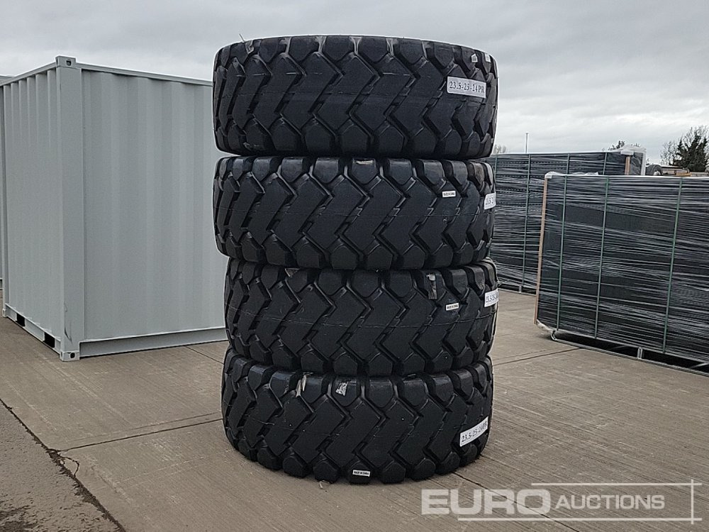 Unused 2025 23.5-25 24PR Tyres (4 of) - Guma: slika 4 Unused 2025 23.5-25 24PR Tyres (4 of) - Guma: slika 4