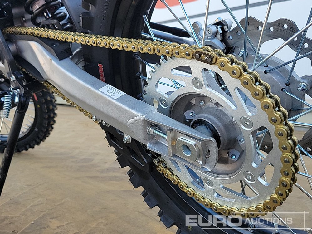 Motorno kolo Unused 2025 Apollo Thunder: slika 22